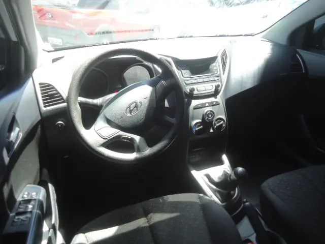 HYUNDAI HB 20 Hatch - Foto