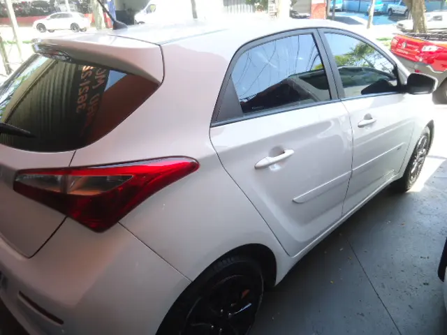 HYUNDAI HB 20 Hatch - Foto