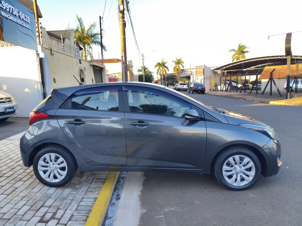 HYUNDAI HB 20 Hatch - Foto