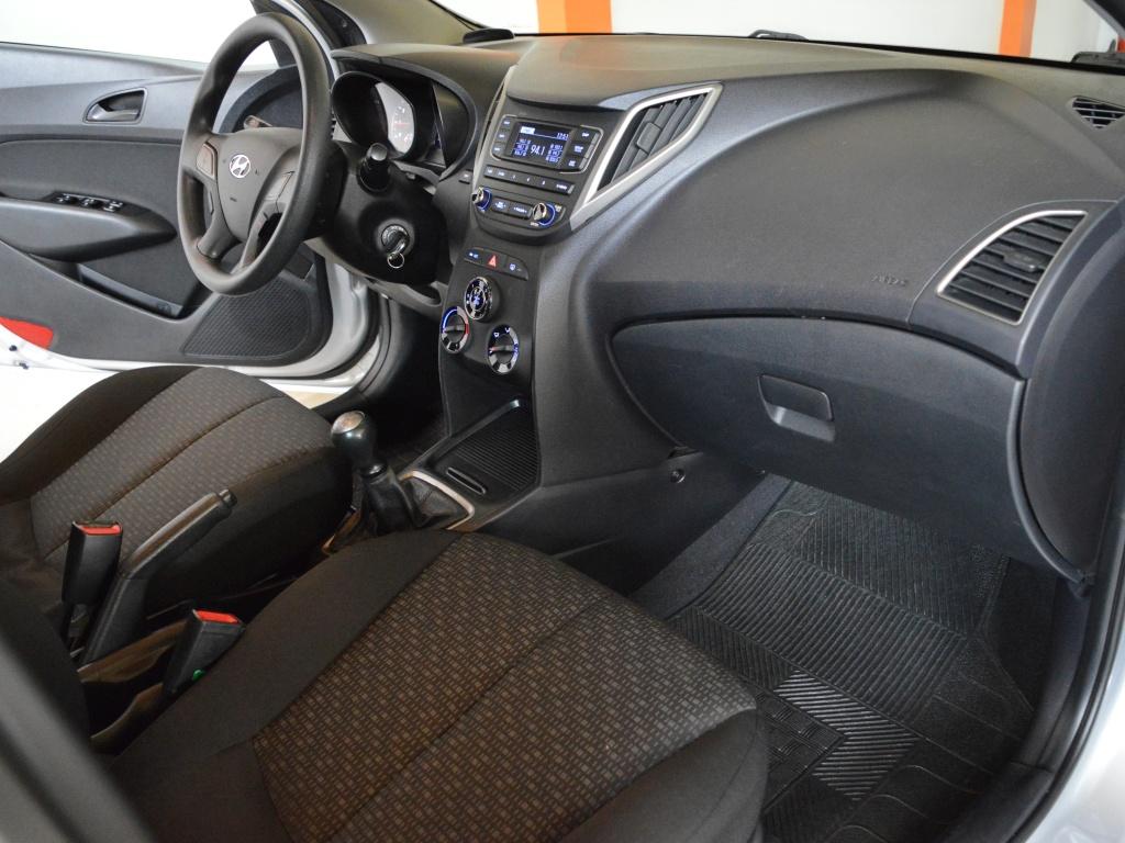 HYUNDAI HB 20 Hatch - Foto