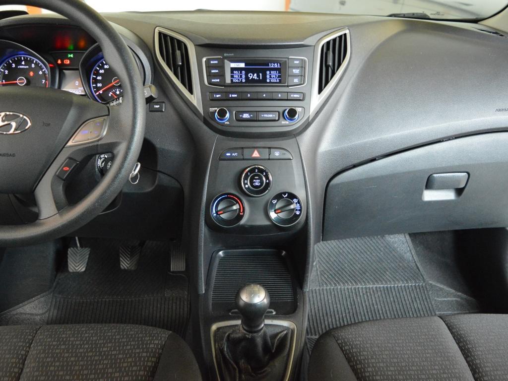 HYUNDAI HB 20 Hatch - Foto