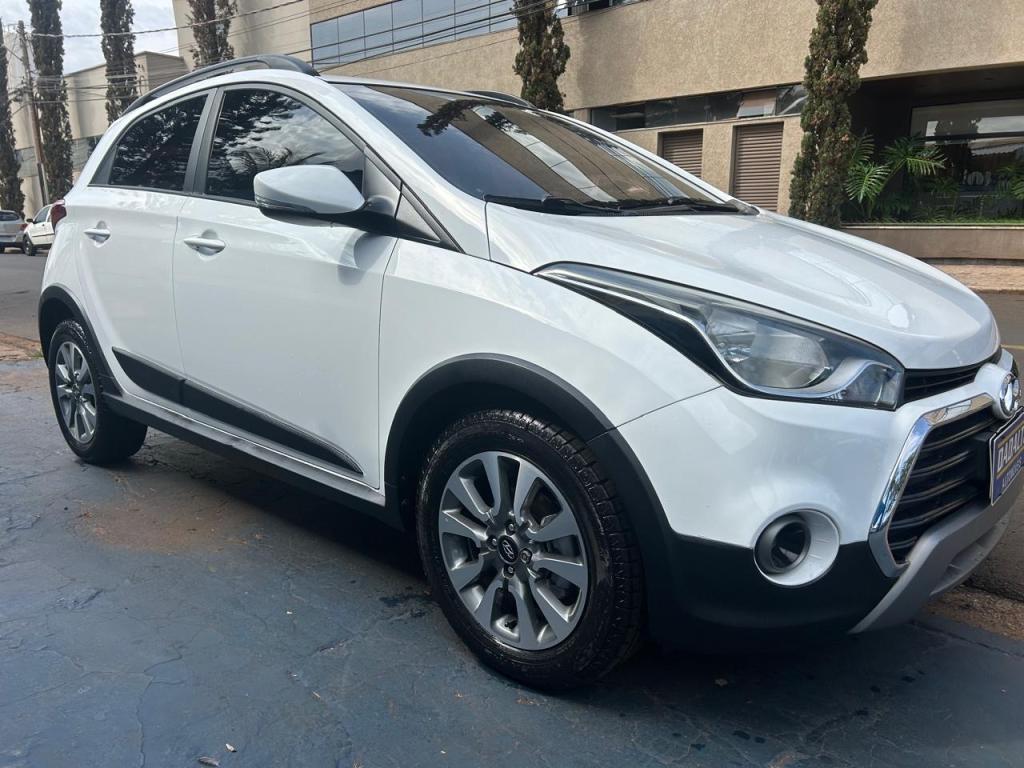 HYUNDAI HB 20 Hatch X - Foto