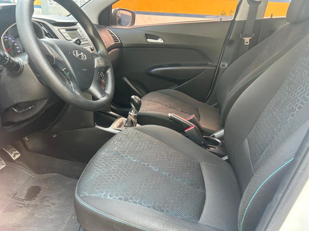 HYUNDAI HB 20 Hatch X - Foto