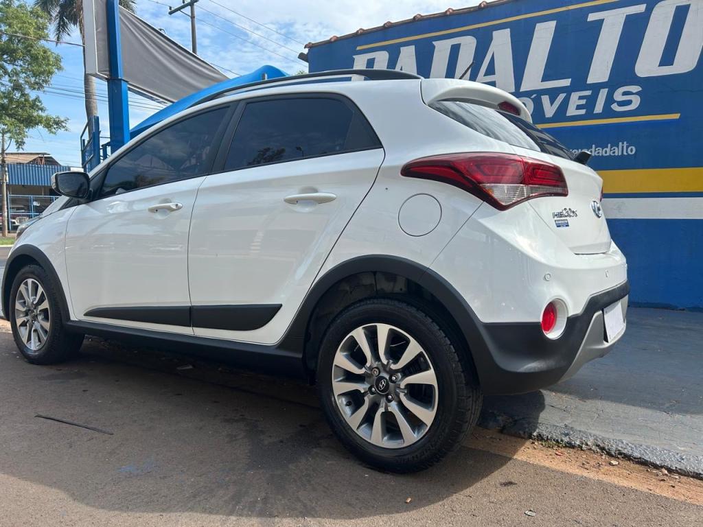 HYUNDAI HB 20 Hatch X - Foto