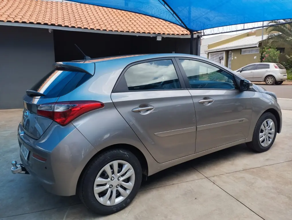 HYUNDAI HB 20 Hatch - Foto