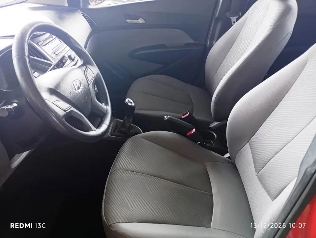 HYUNDAI HB 20 Hatch - Foto