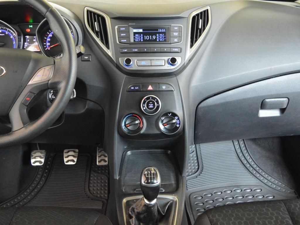 HYUNDAI HB 20 Hatch X - Foto