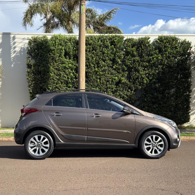 HYUNDAI HB 20 Hatch X - Foto