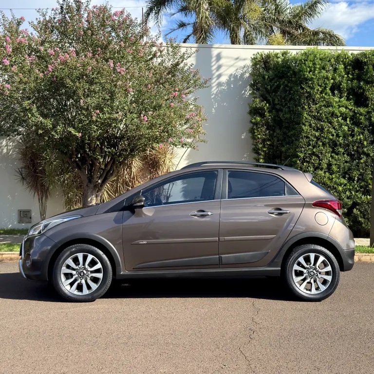 HYUNDAI HB 20 Hatch X - Foto