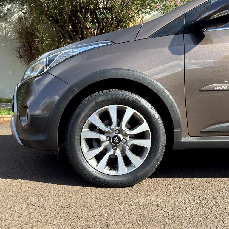 HYUNDAI HB 20 Hatch X - Foto