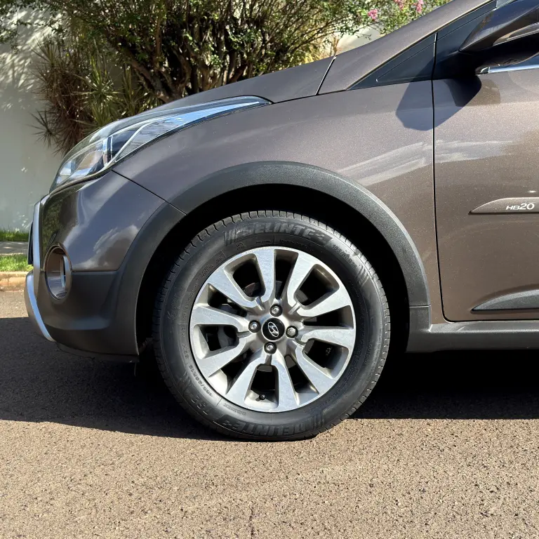 HYUNDAI HB 20 Hatch X - Foto
