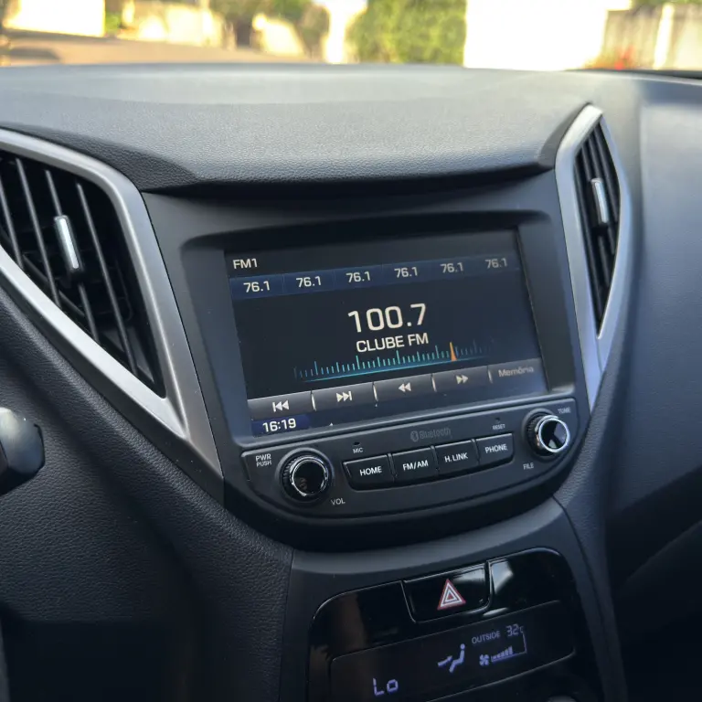 HYUNDAI HB 20 Hatch X - Foto