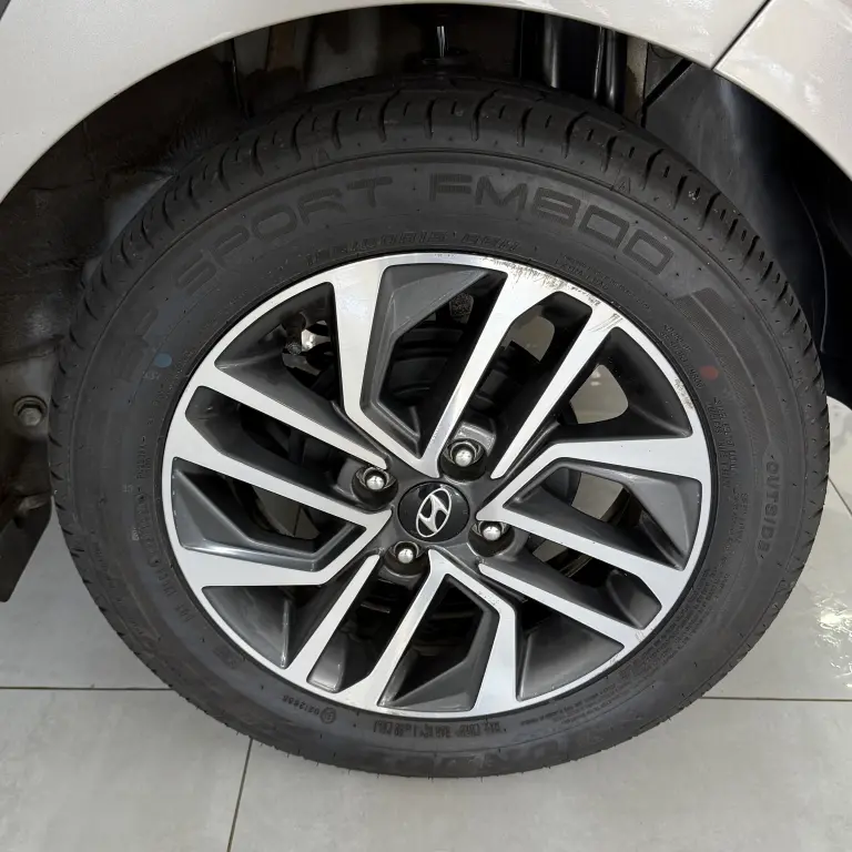 HYUNDAI HB 20 Hatch - Foto