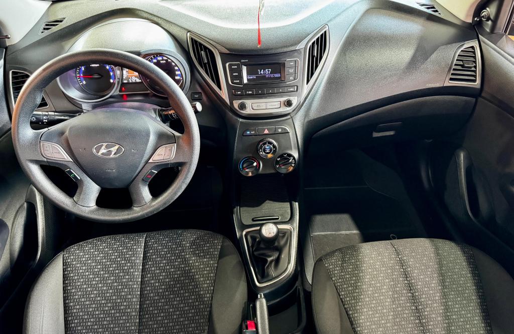 HYUNDAI HB 20 Hatch - Foto