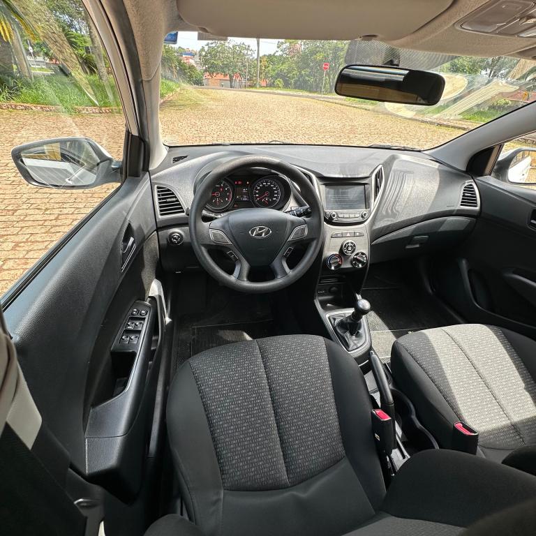 HYUNDAI HB 20 Hatch - Foto