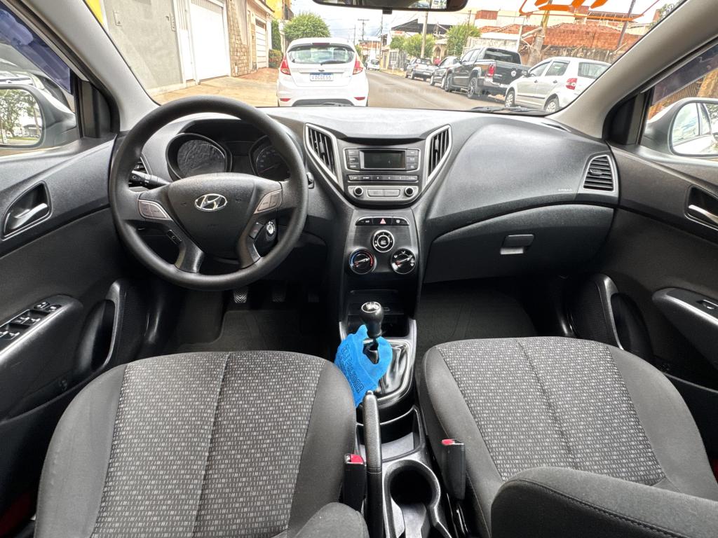 HYUNDAI HB 20 Hatch - Foto