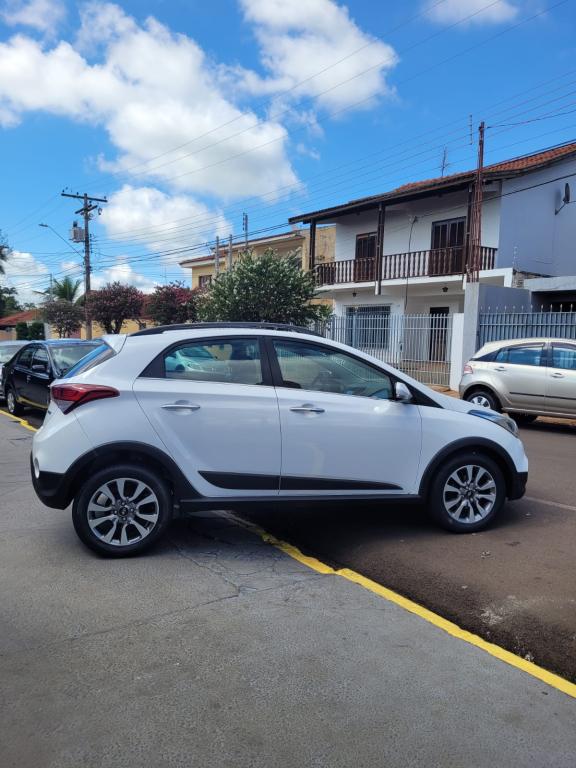 HYUNDAI HB 20 Hatch X - Foto