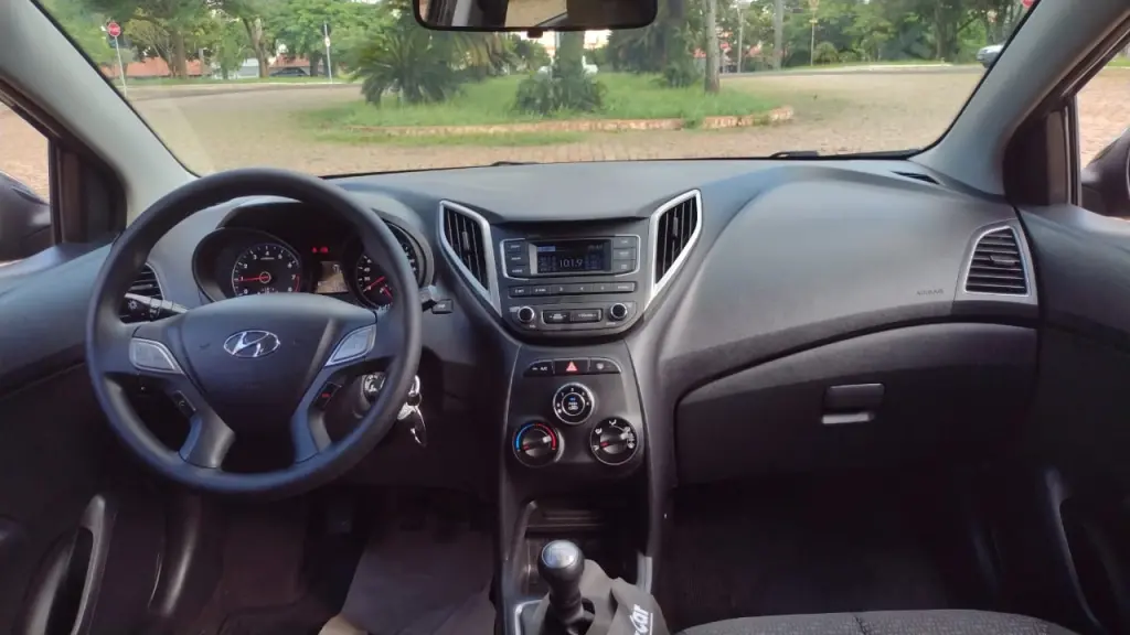 HYUNDAI HB 20 Hatch - Foto