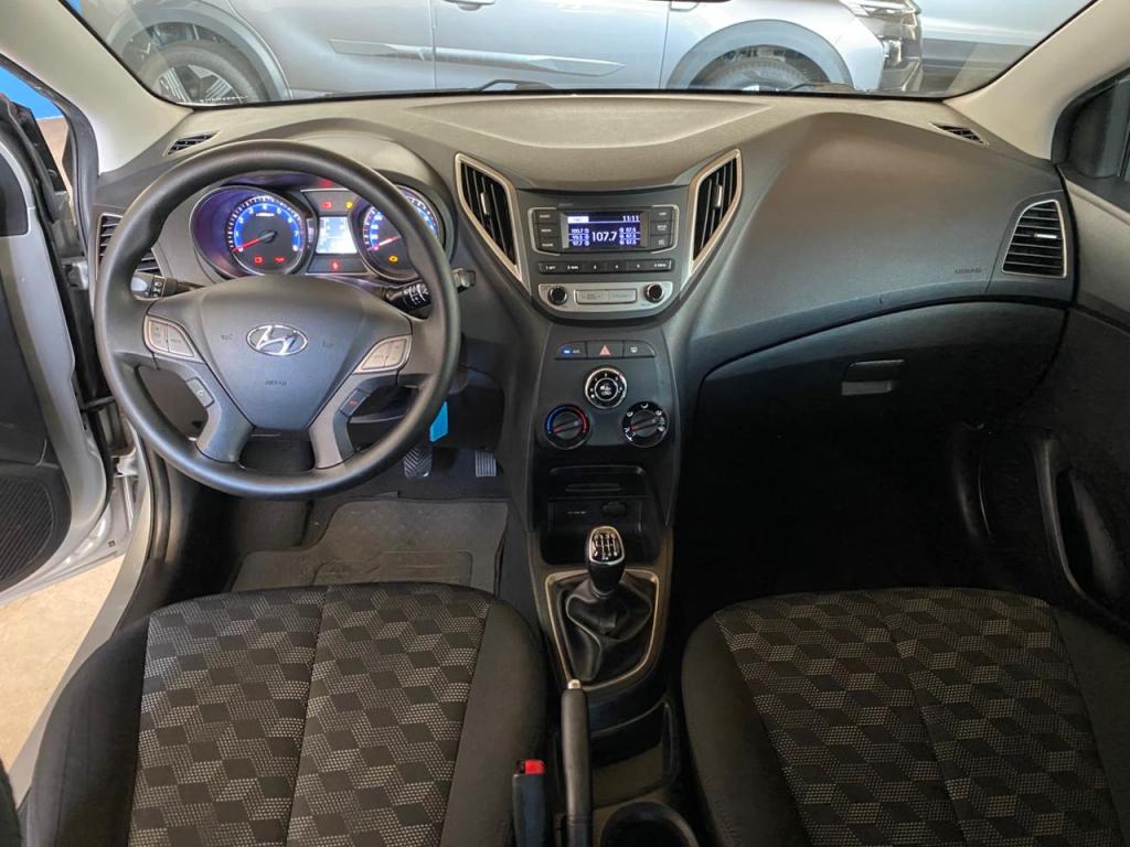 HYUNDAI HB 20 Hatch - Foto