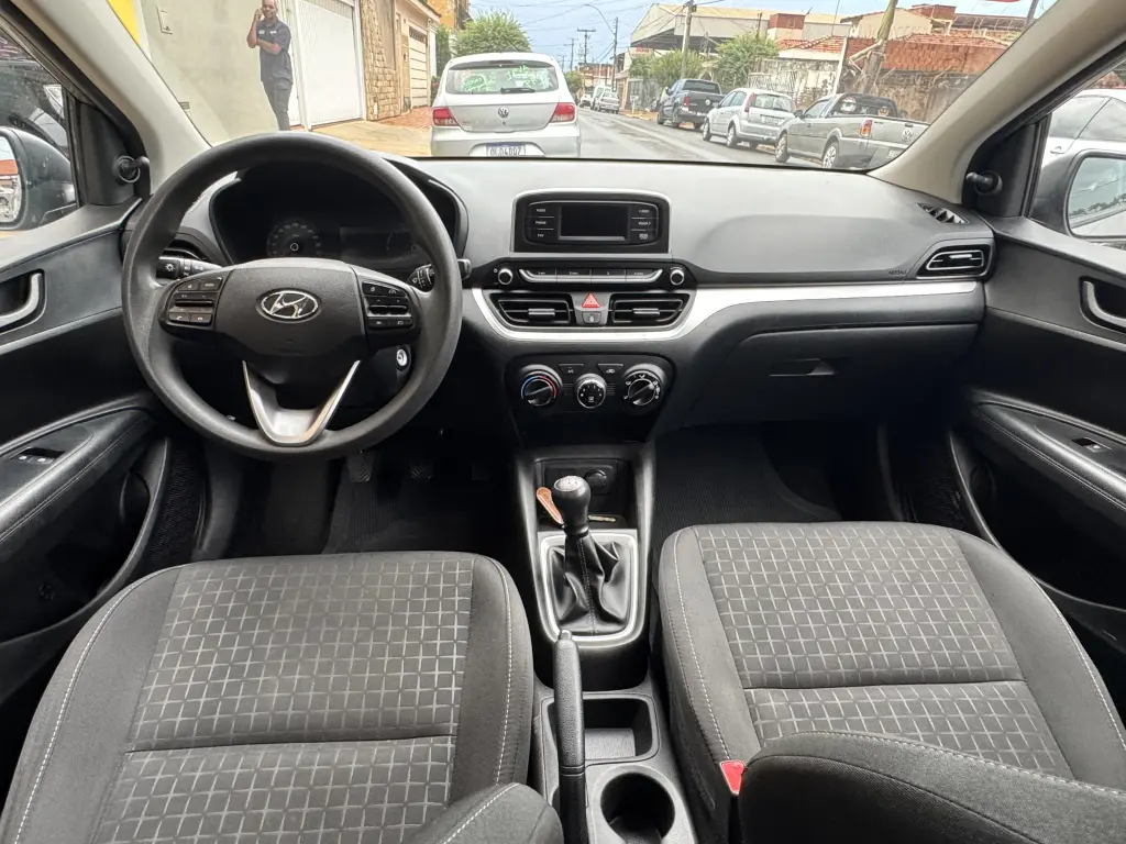 HYUNDAI HB 20 Hatch - Foto