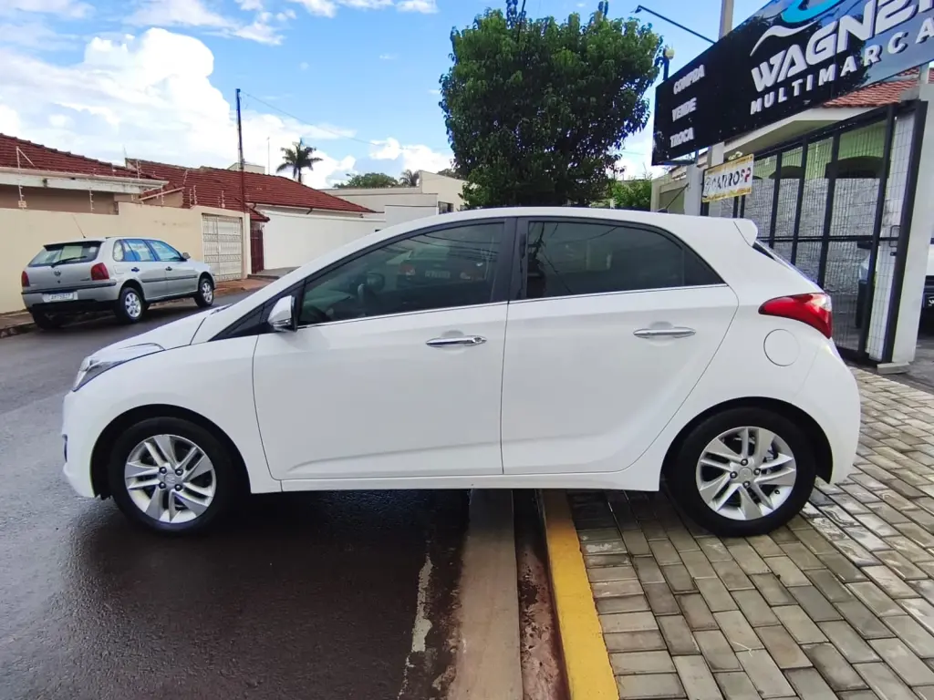 HYUNDAI HB 20 Hatch - Foto