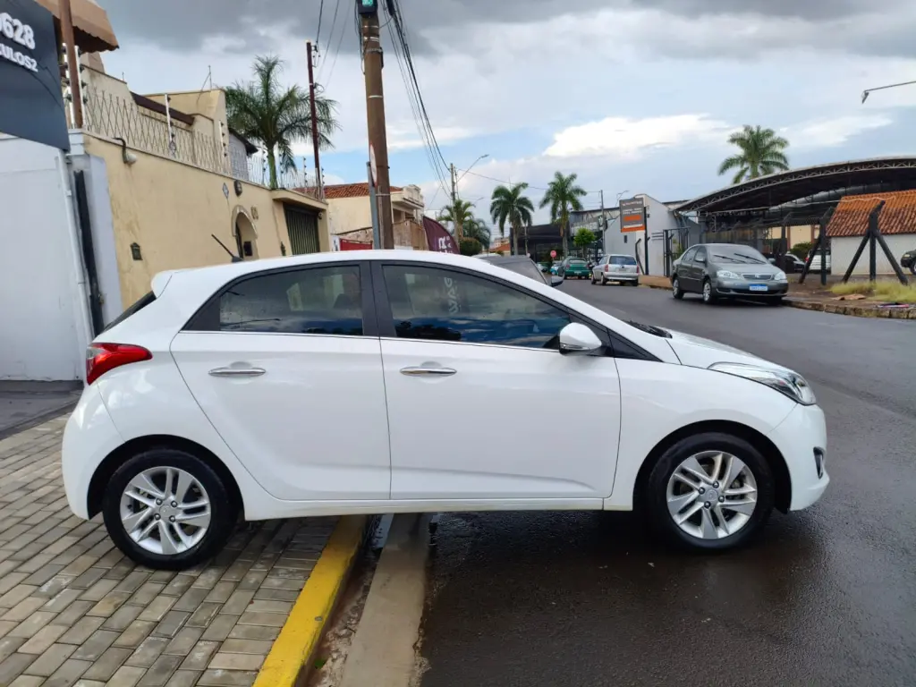 HYUNDAI HB 20 Hatch - Foto