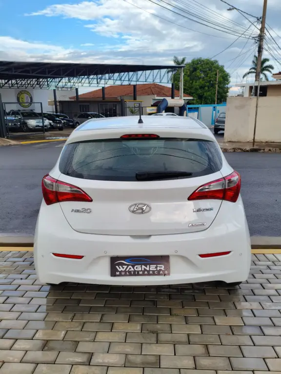 HYUNDAI HB 20 Hatch - Foto