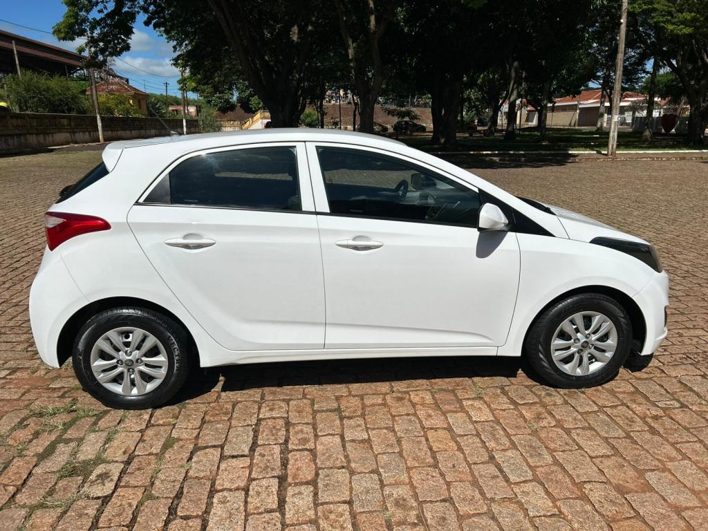 HYUNDAI HB 20 Hatch - Foto