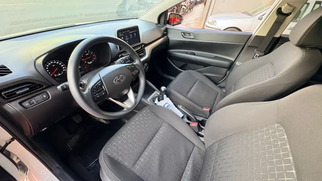 HYUNDAI HB 20 Hatch - Foto