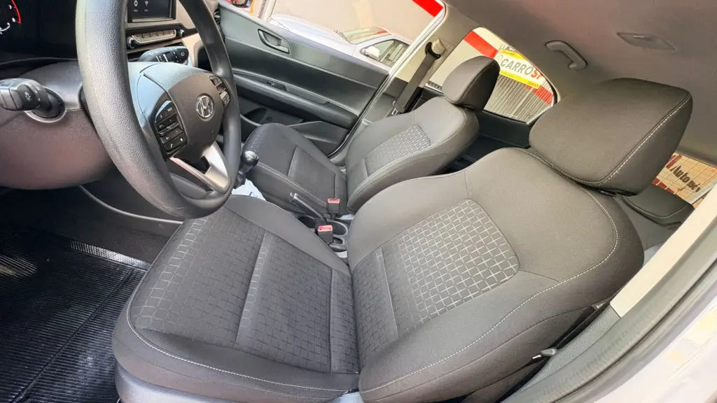 HYUNDAI HB 20 Hatch - Foto