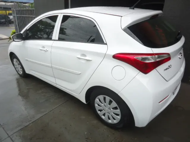 HYUNDAI HB 20 Hatch - Foto