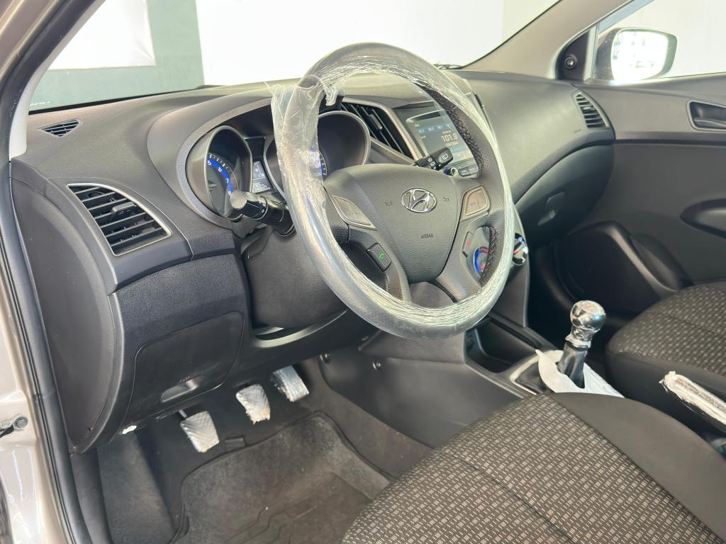 HYUNDAI HB 20 Hatch - Foto