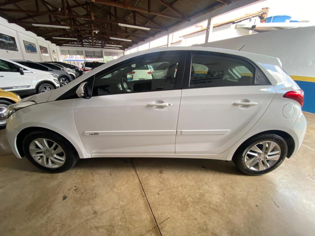 HYUNDAI HB 20 Hatch - Foto