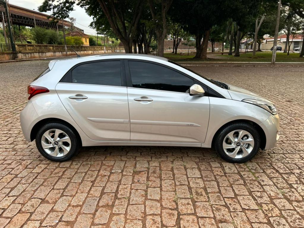 HYUNDAI HB 20 Hatch - Foto