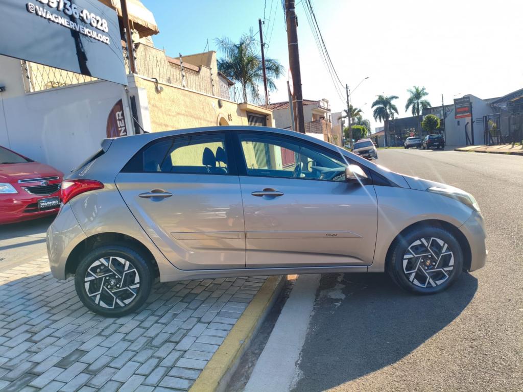 HYUNDAI HB 20 Hatch - Foto