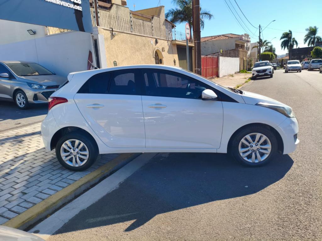 HYUNDAI HB 20 Hatch - Foto