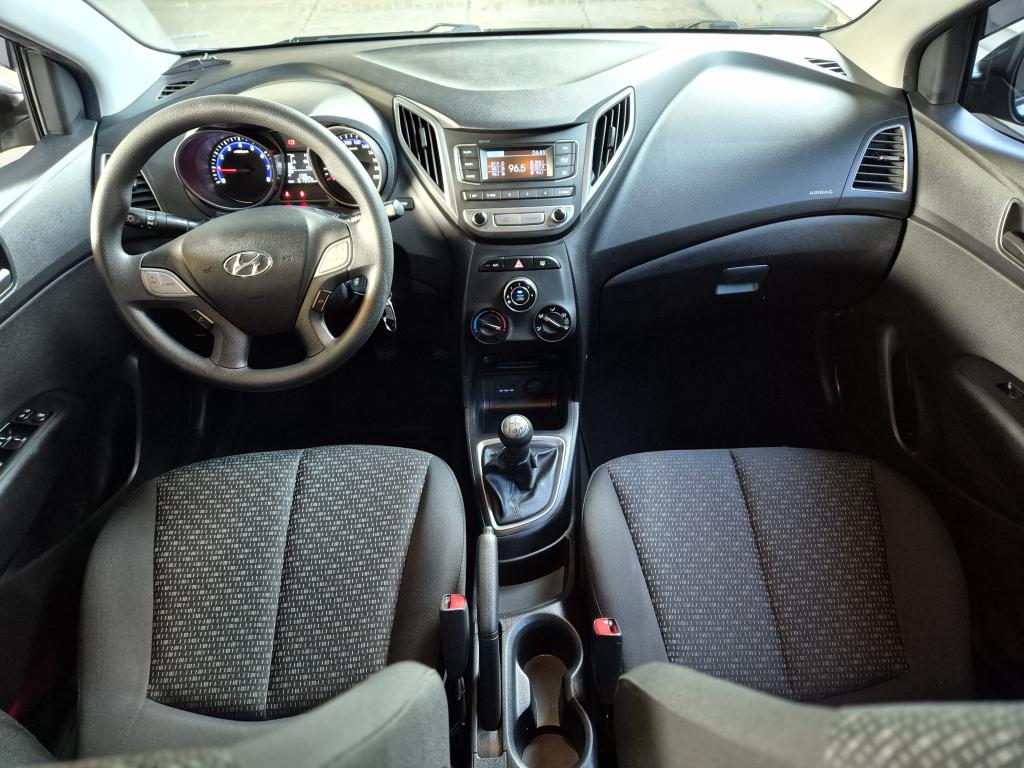 HYUNDAI HB 20 Hatch - Foto