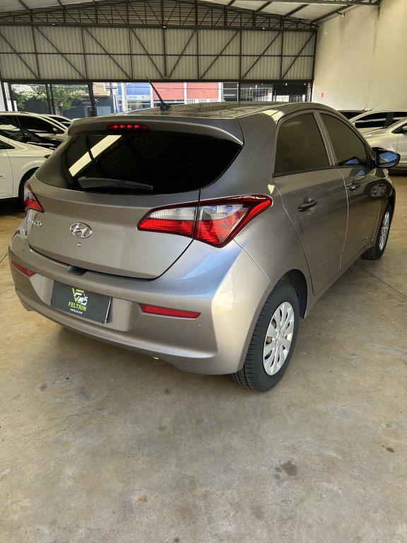 HYUNDAI HB 20 Hatch - Foto