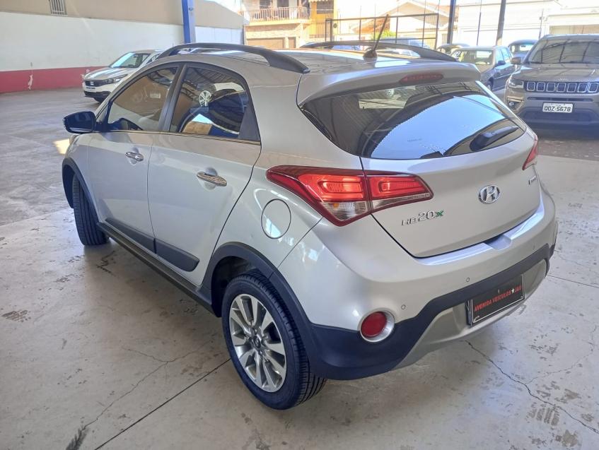 HYUNDAI HB 20 Hatch X - Foto