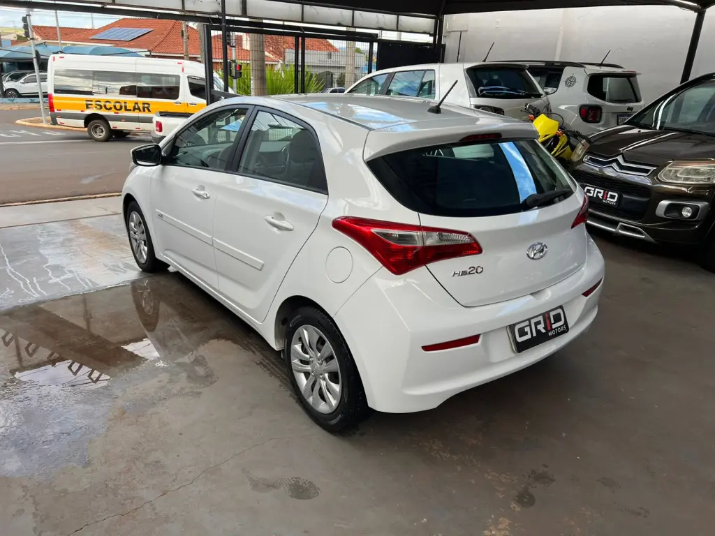 HYUNDAI HB 20 Hatch - Foto