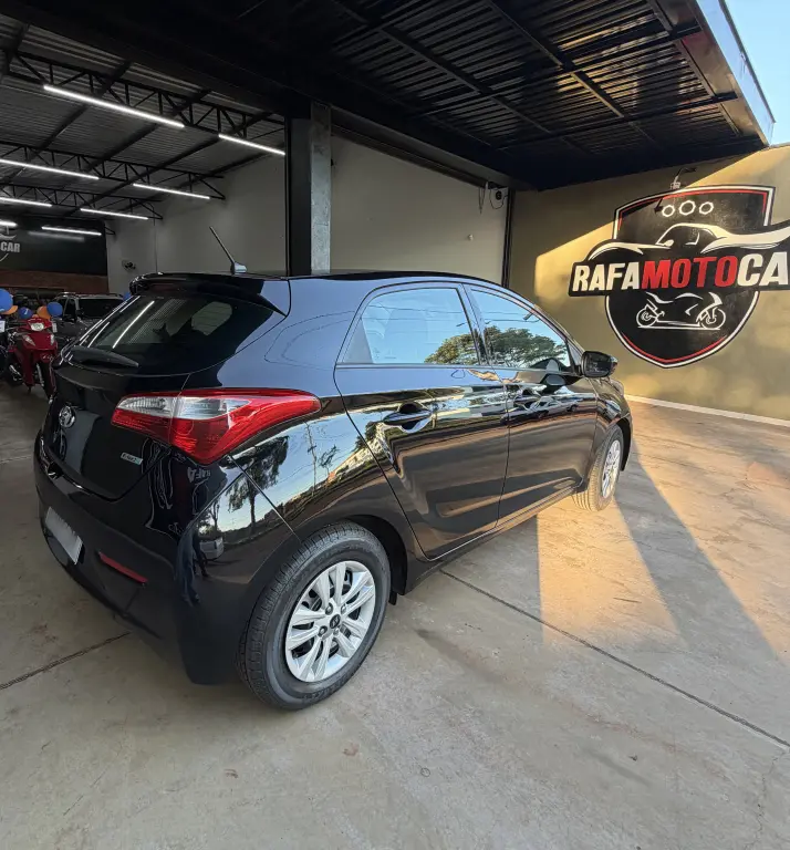 HYUNDAI HB 20 Hatch - Foto