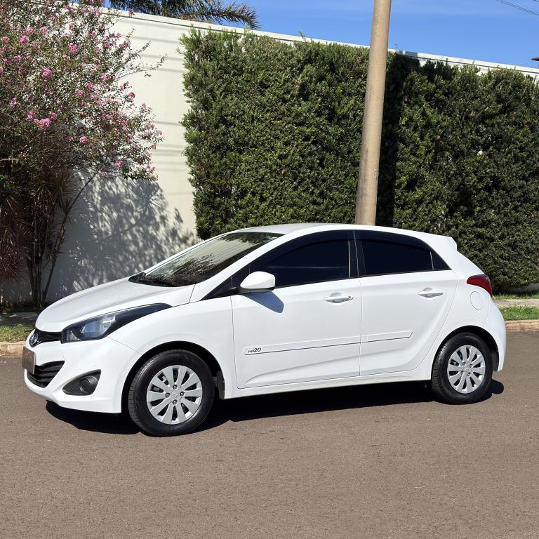 HYUNDAI HB 20 Hatch - Foto