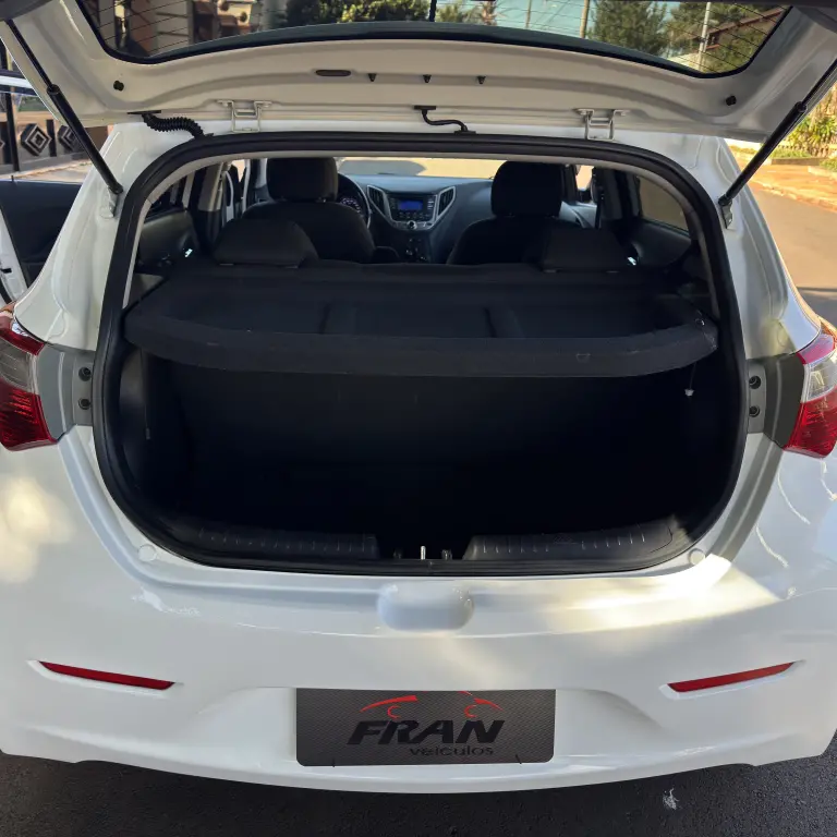HYUNDAI HB 20 Hatch - Foto