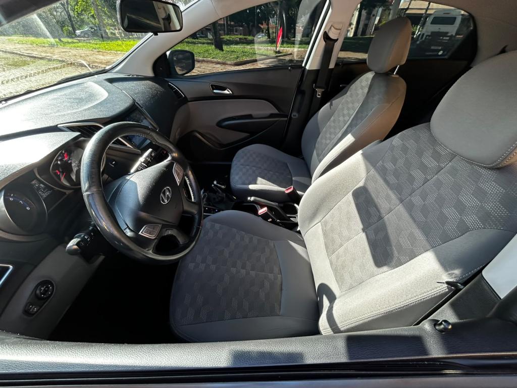 HYUNDAI HB 20 Hatch - Foto
