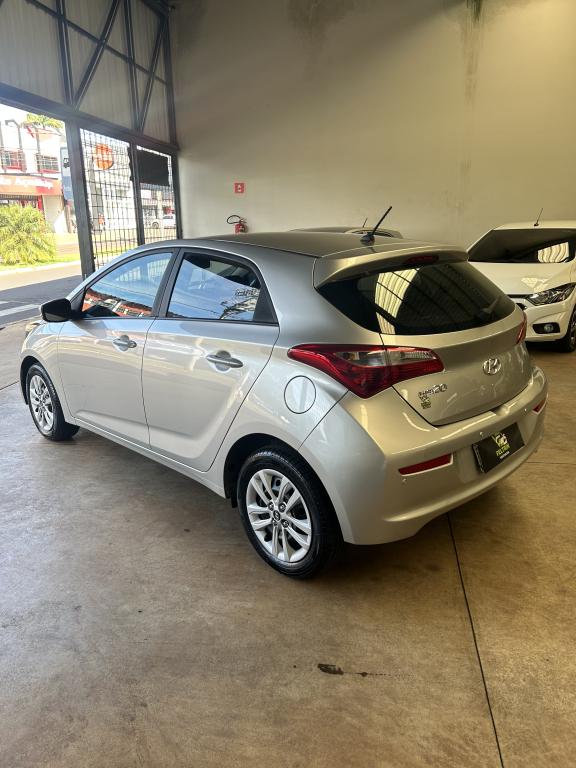 HYUNDAI HB 20 Hatch - Foto