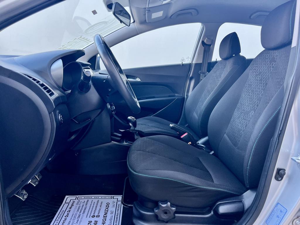 HYUNDAI HB 20 Hatch X - Foto