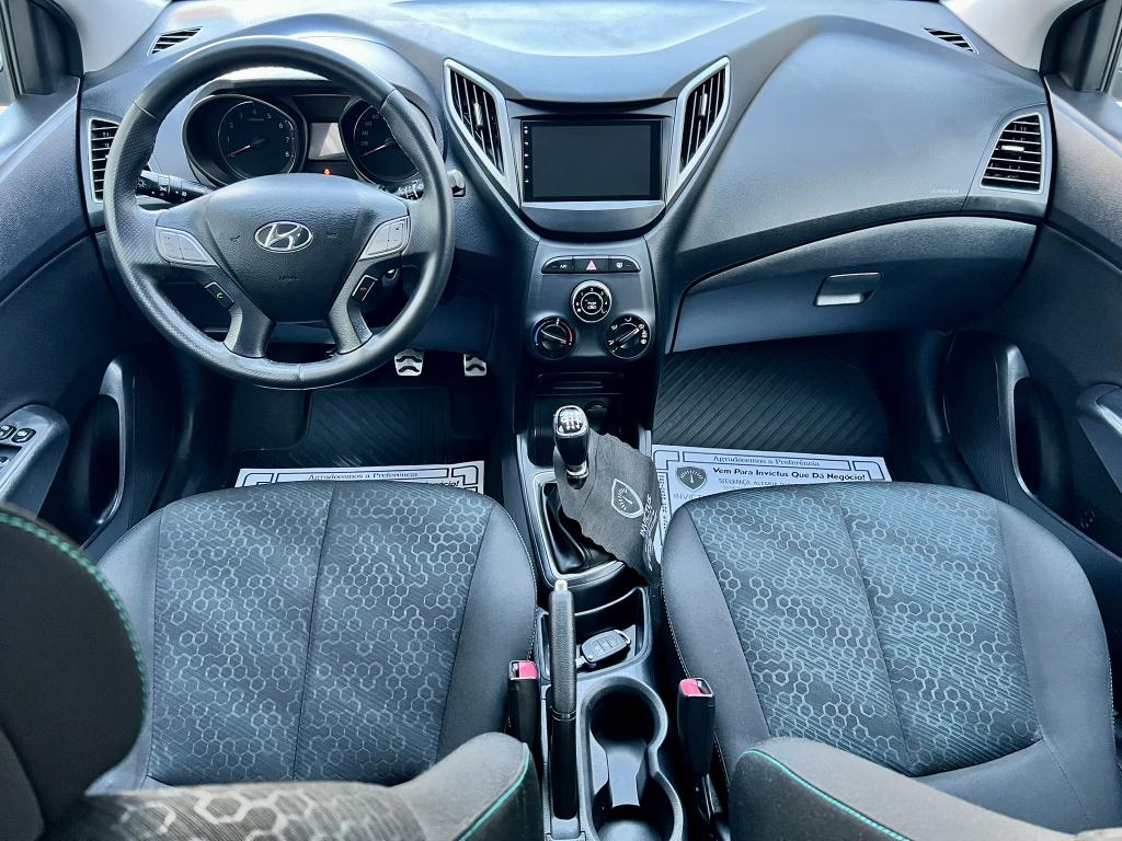 HYUNDAI HB 20 Hatch X - Foto