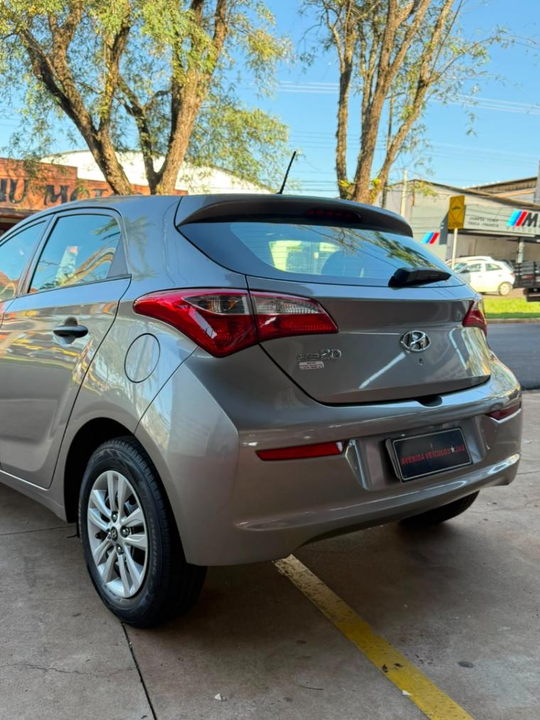 HYUNDAI HB 20 Hatch - Foto