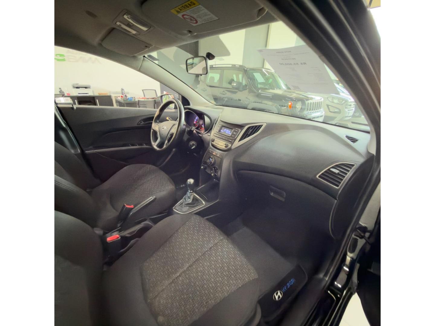 HYUNDAI HB 20 Hatch - Foto
