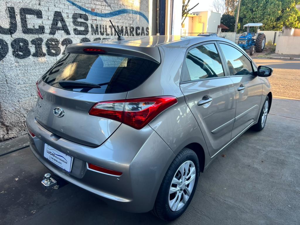 HYUNDAI HB 20 Hatch - Foto